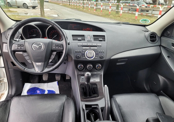 Mazda 3 cena 24900 przebieg: 184000, rok produkcji 2009 z Gniezno małe 277